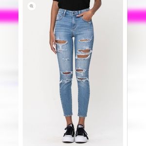 Cello Light to Medium Wash Distressed Skinny Jeans Size 9